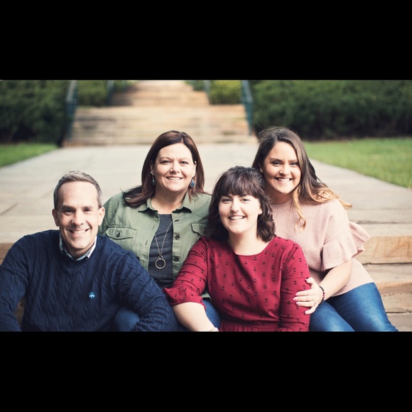 Meet your Posher, Suzy - Picture 1 of 1